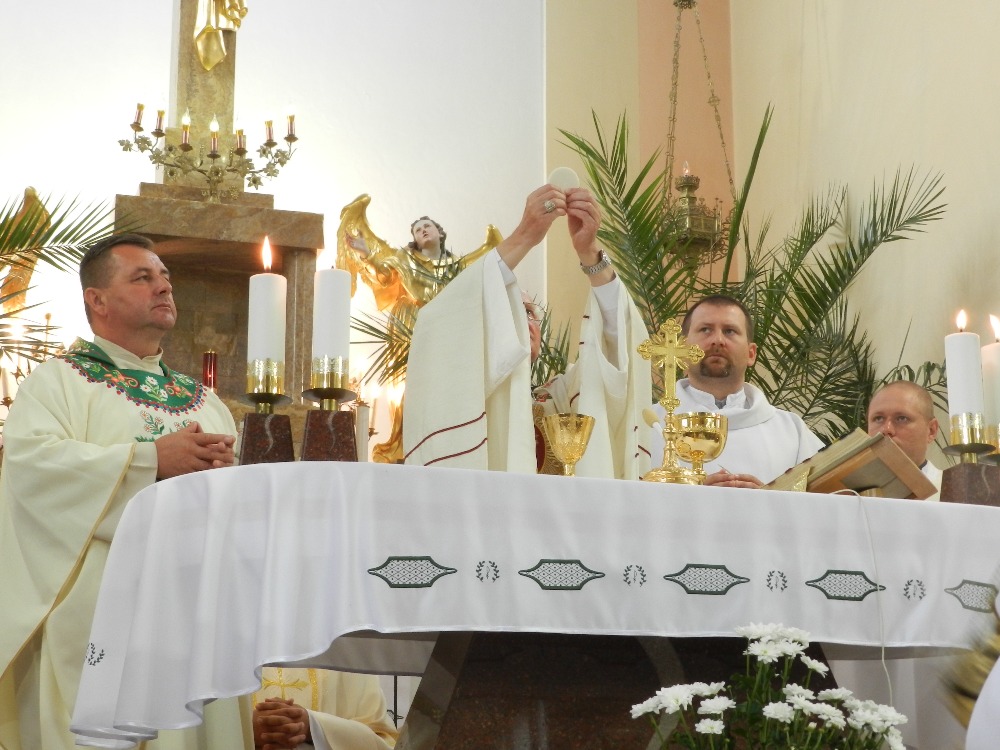 6.výročie posvätenie pol. štandarty a sochy sv.Huberta